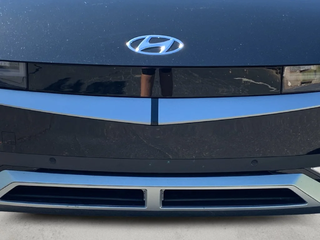 Certified Used 2024 Abyss Black Hyundai SEL image 42