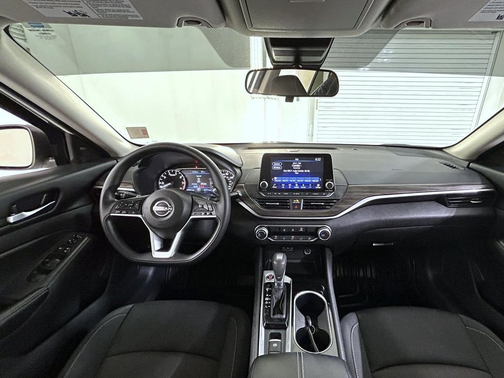 2024 Nissan Altima SV - Photo 14