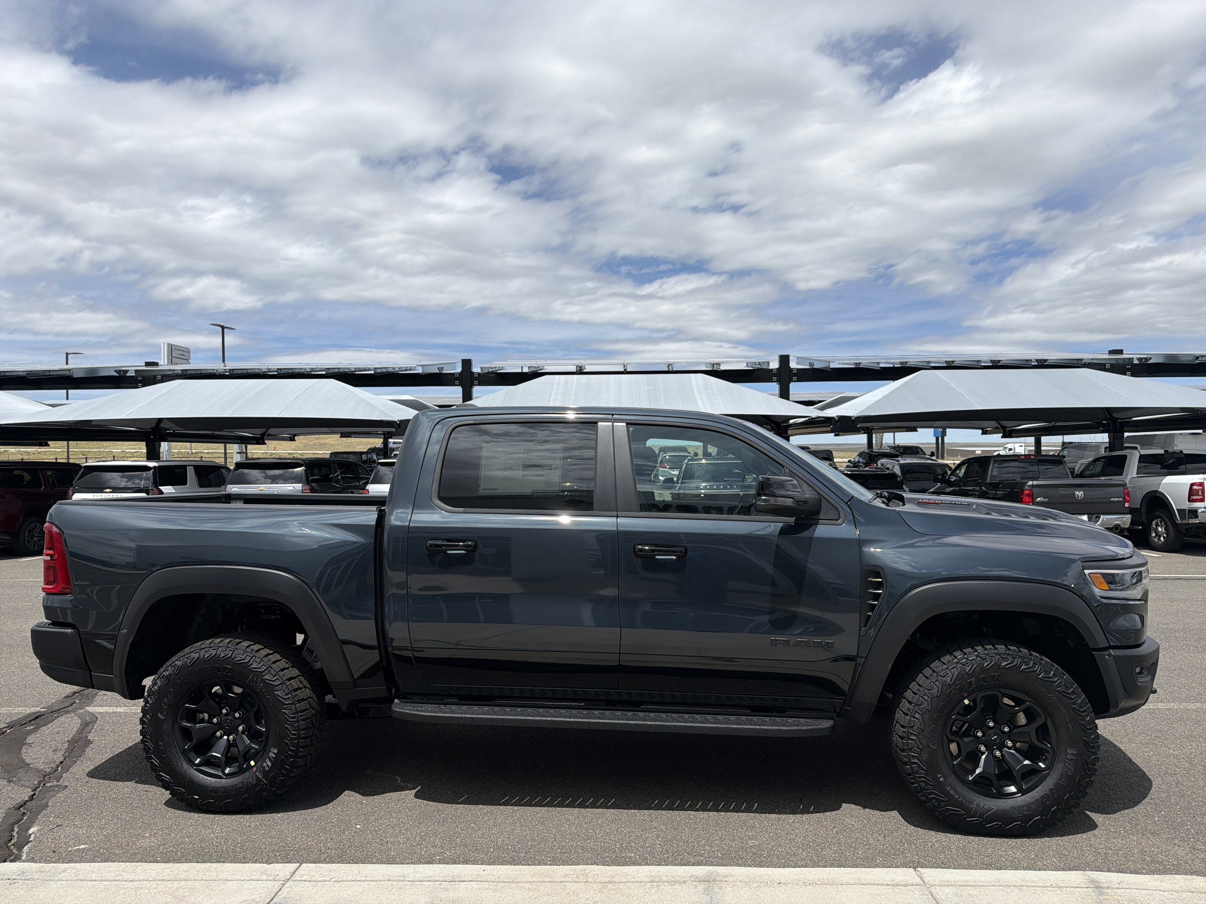 New 2026 Forged Blue Metallic Exterior Paint RAM RHO image 5