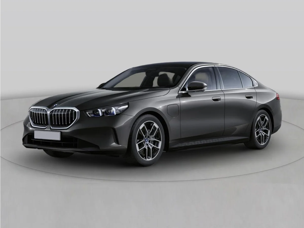 New 2027 Blue BMW 550e xDrive image 1