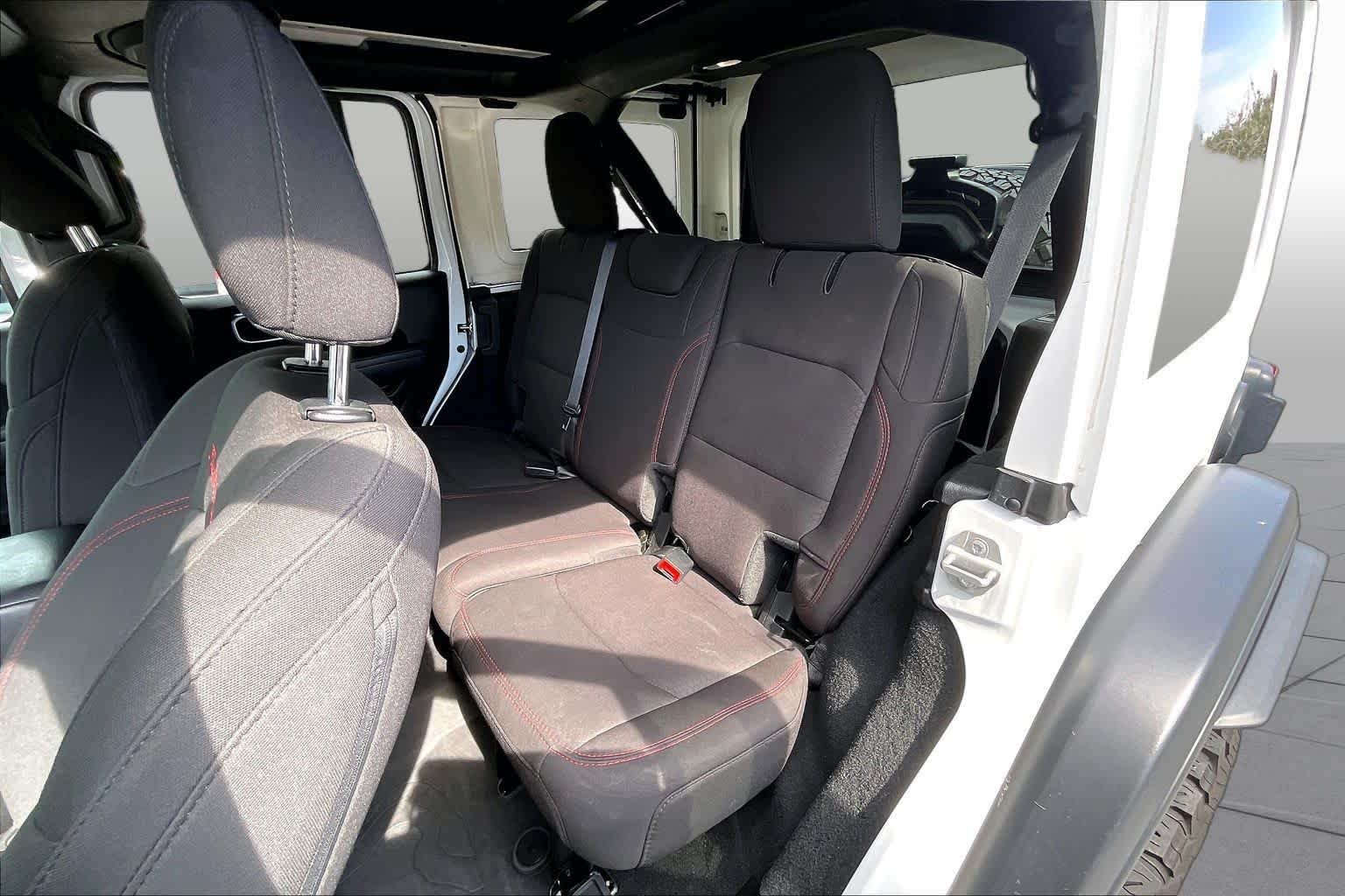 Used 2023 Bright White Clearcoat Jeep Rubicon image 25