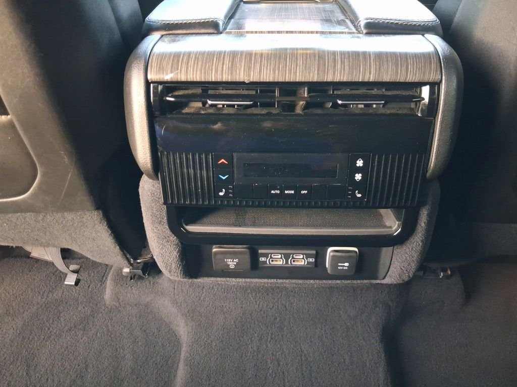 Used 2024 White Jeep Series II image 27