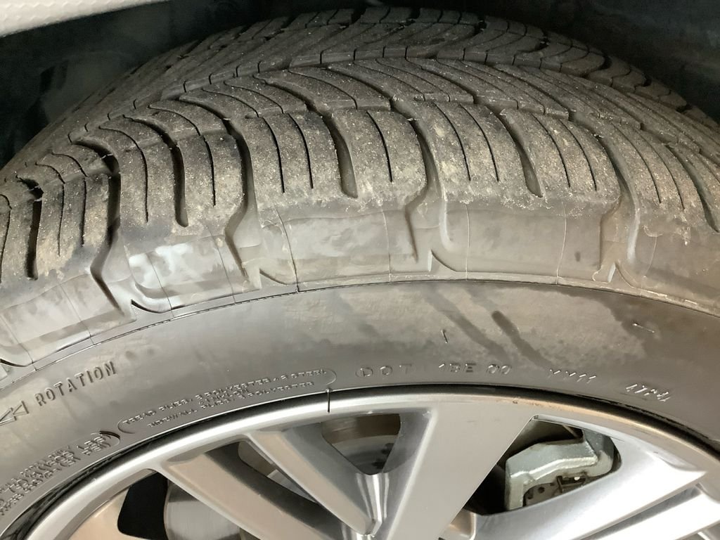 Used 2024 Gray Subaru Base image 22