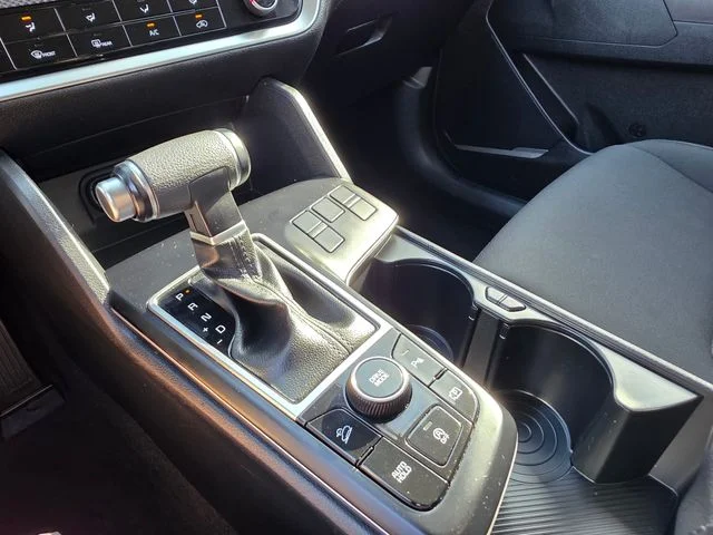 Certified Used 2024 Gray Kia LX image 24