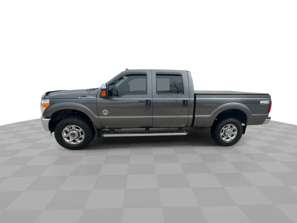 Used 2016 Gray Ford XLT image 5