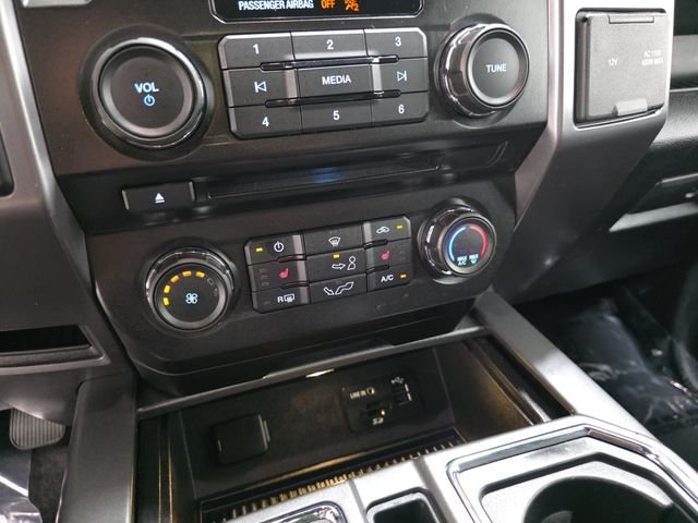 Used 2015 Tuxedo Black Metallic Ford XLT image 24
