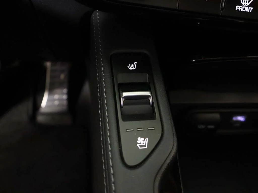 Used 2024 Black Kia SX image 56