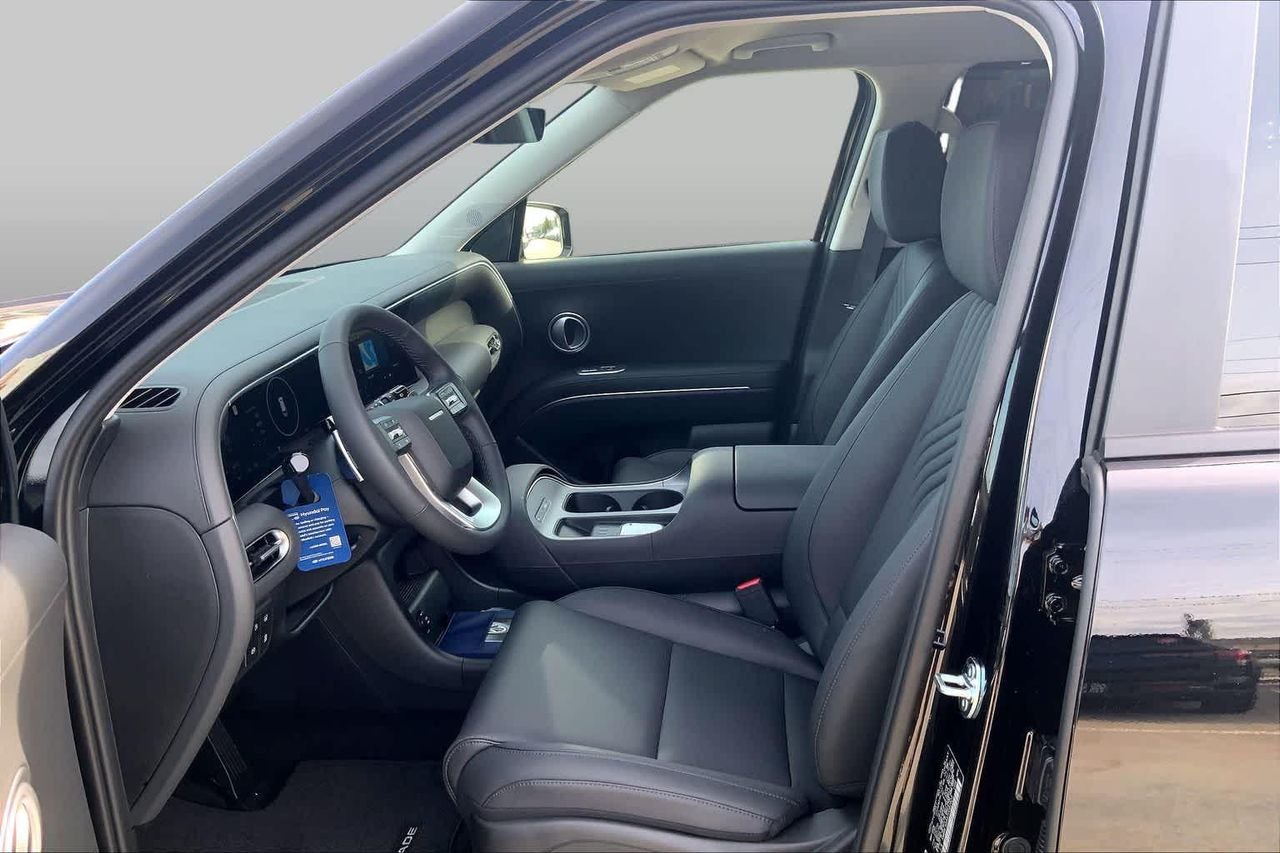 New 2026 Abyss Black Pearl Hyundai Blue SEL 7P image 7