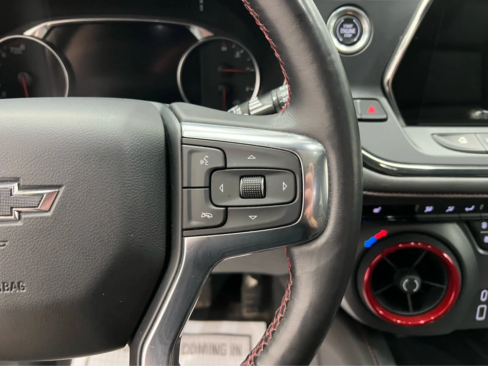 Used 2021 Cayenne Orange Metallic Chevrolet RS image 27