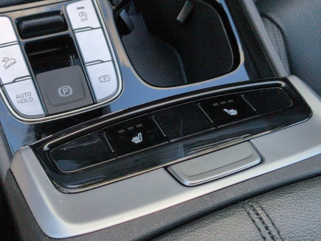Used 2023 Silver Hyundai XRT image 23