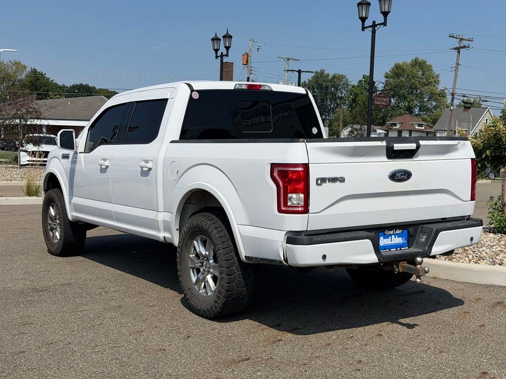 Used 2017  Ford  image 4