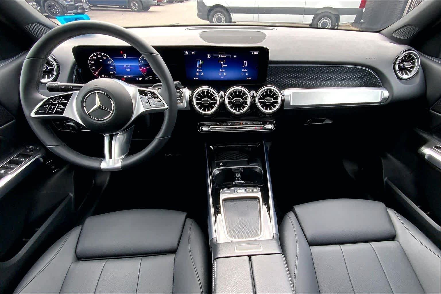 New 2026 Starling Blue Metallic Mercedes-Benz GLB 250 image 16