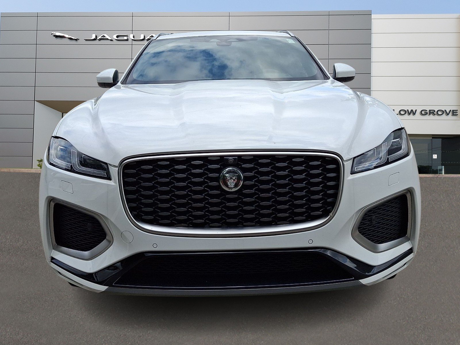 2026 Jaguar F-Pace R-Dynamic S - Photo 8