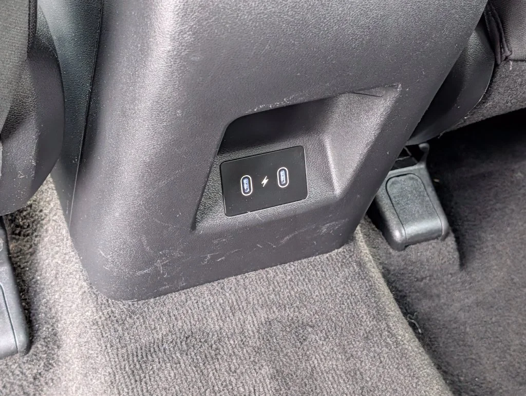 Used 2025 Red Hyundai SEL image 15