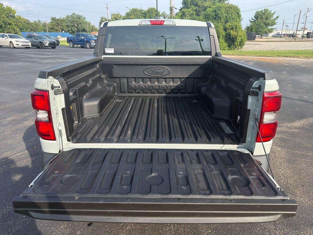 Used 2024 Green Ford XLT image 13