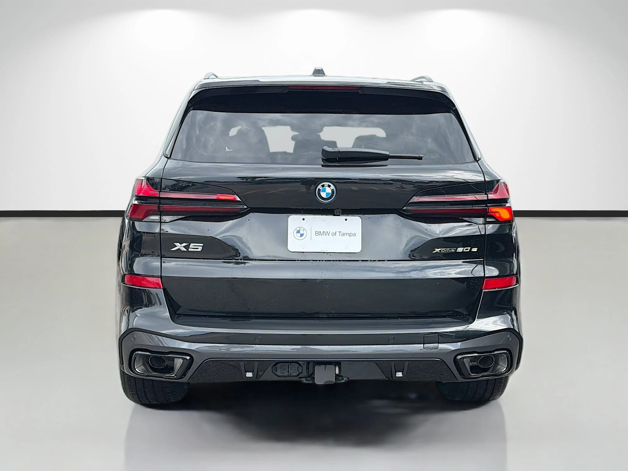 New 2026 Black Sapphire Metallic BMW xDrive50e image 4