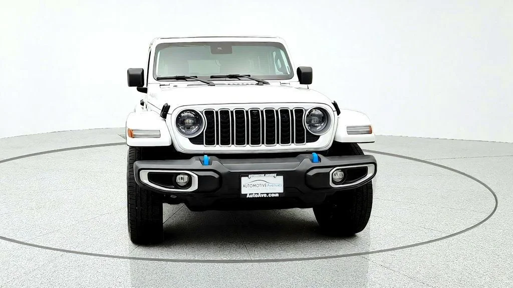 Used 2024 Bright White Clearcoat Jeep Sahara 4x4 w/ Sky One-Touch Top, Tech & Safety Pkgs image 2