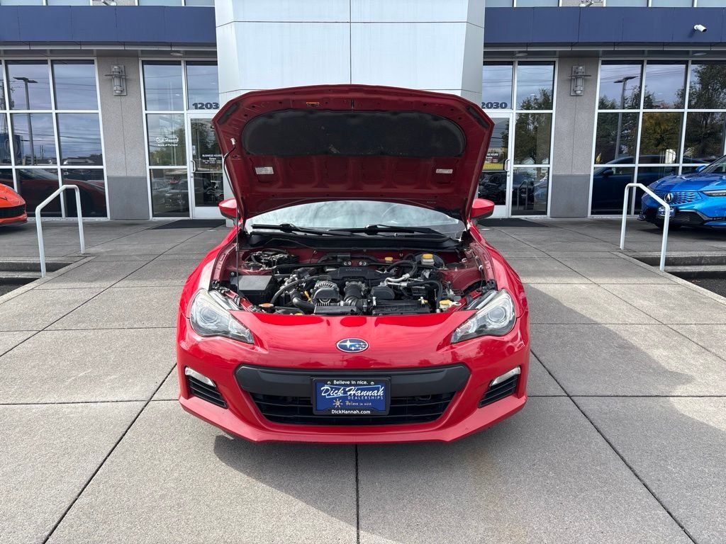 Used 2016 Red Subaru Premium image 3