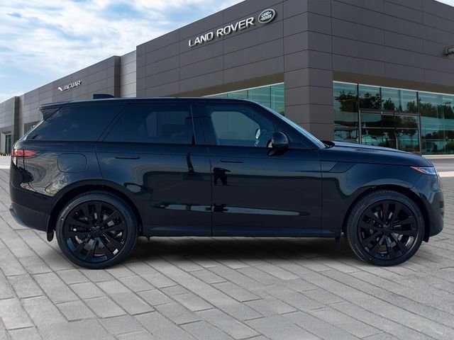 New 2026 Santorini Black Land Rover SE image 6