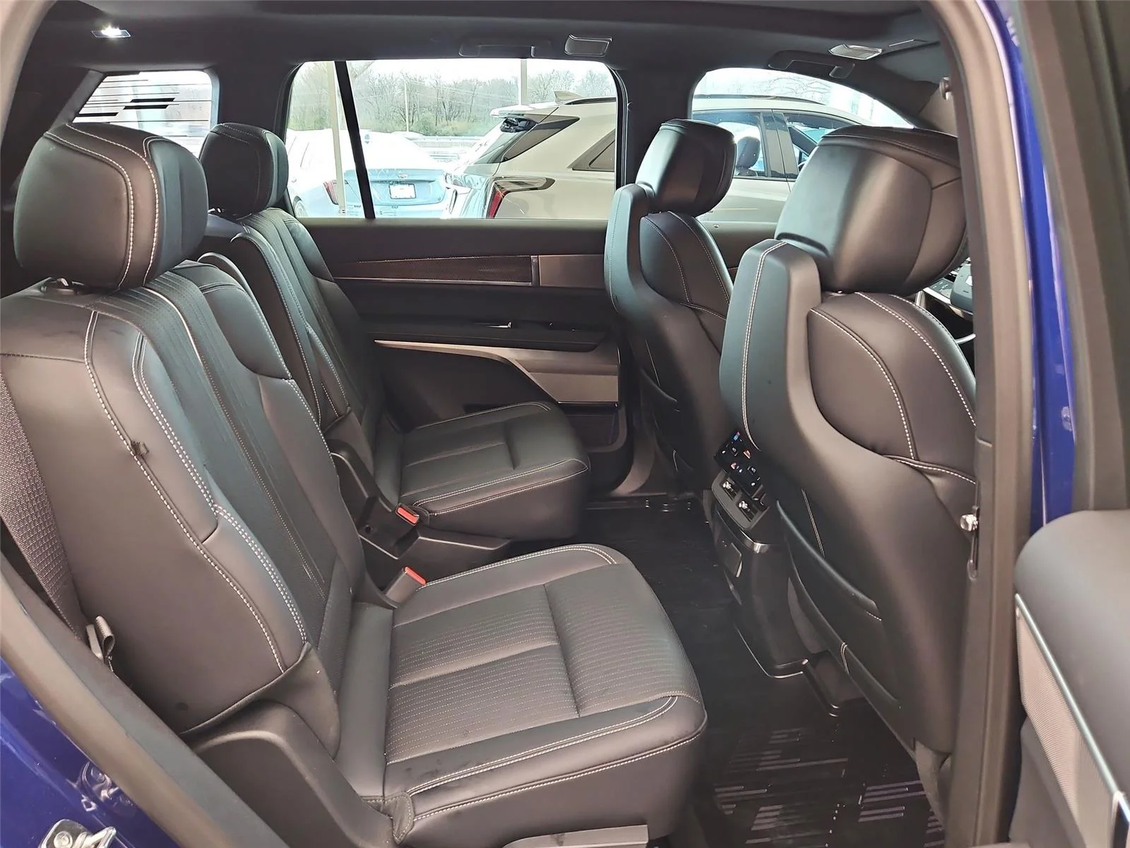 2026 Cadillac VISTIQ Sport - Photo 25