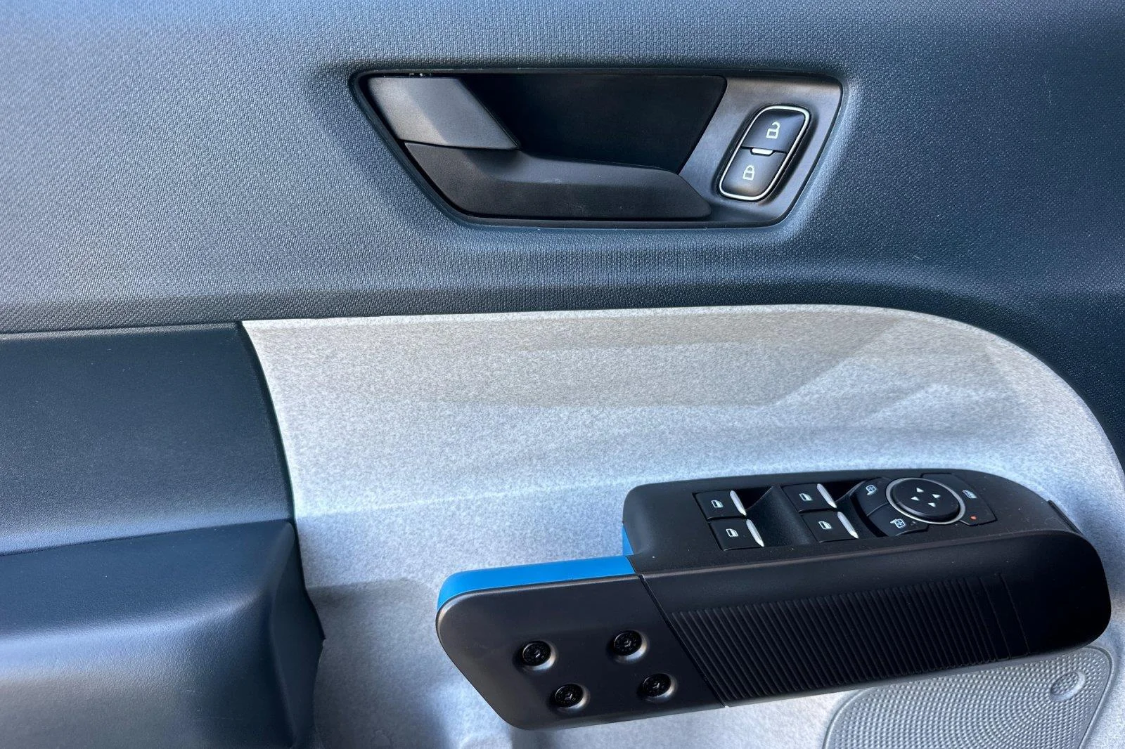 Used 2025 Carbonized Gray Metallic Ford XLT image 11