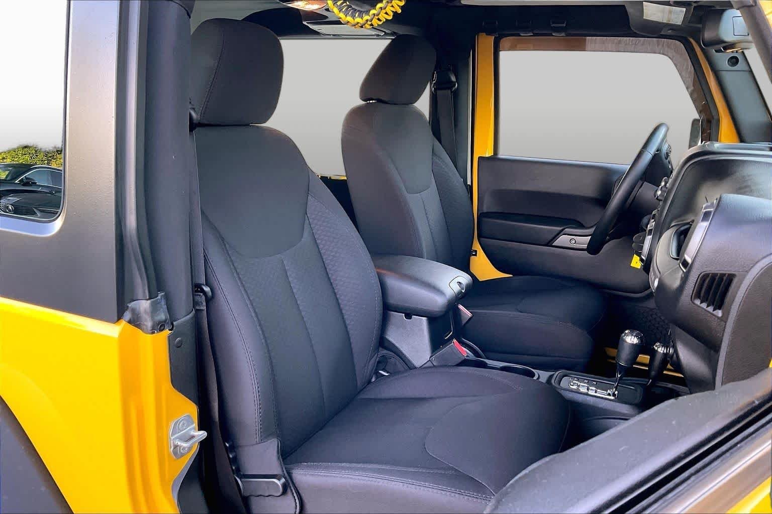 Used 2015 Baja Yellow Clearcoat Jeep Sport image 9