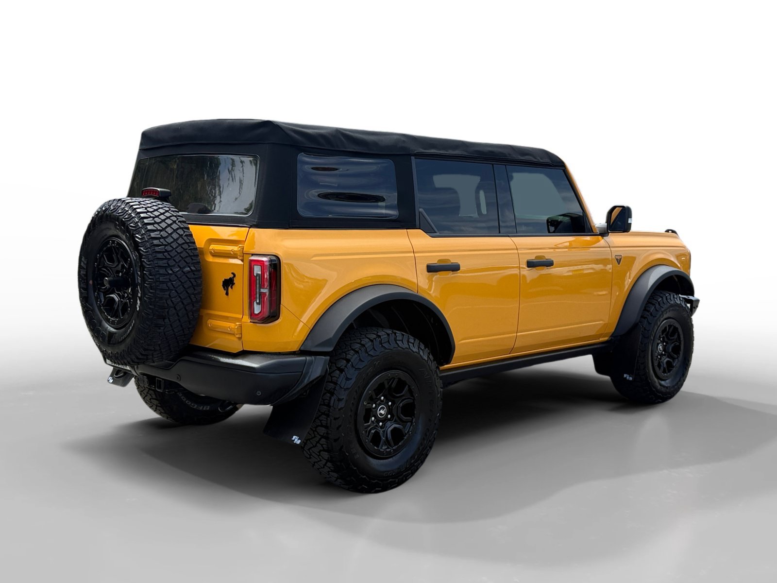 Certified Used 2022 Orange Metallic Ford Badlands image 5