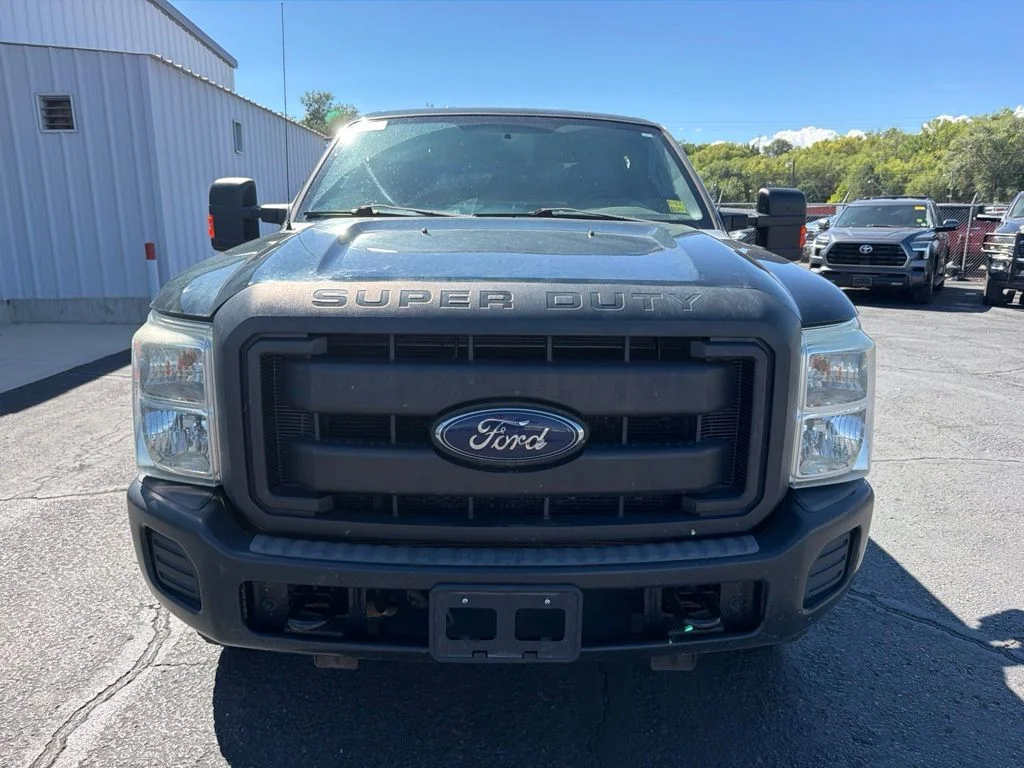 Used 2013 Green Ford XL image 4
