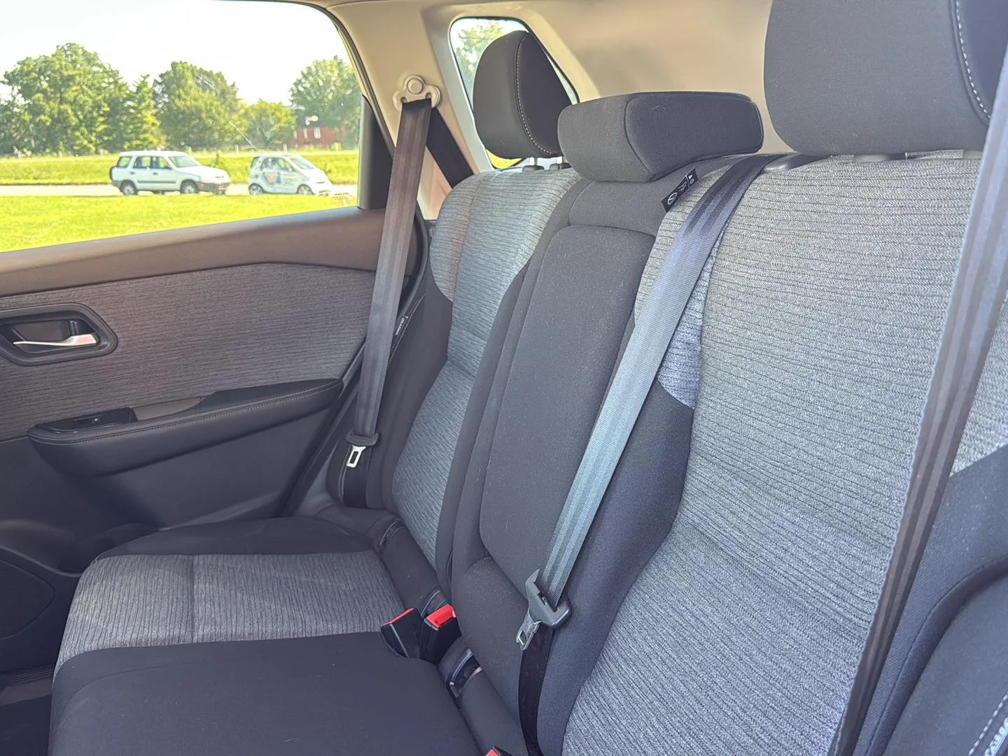 Certified Used 2023 Gun Metallic Nissan SV image 14