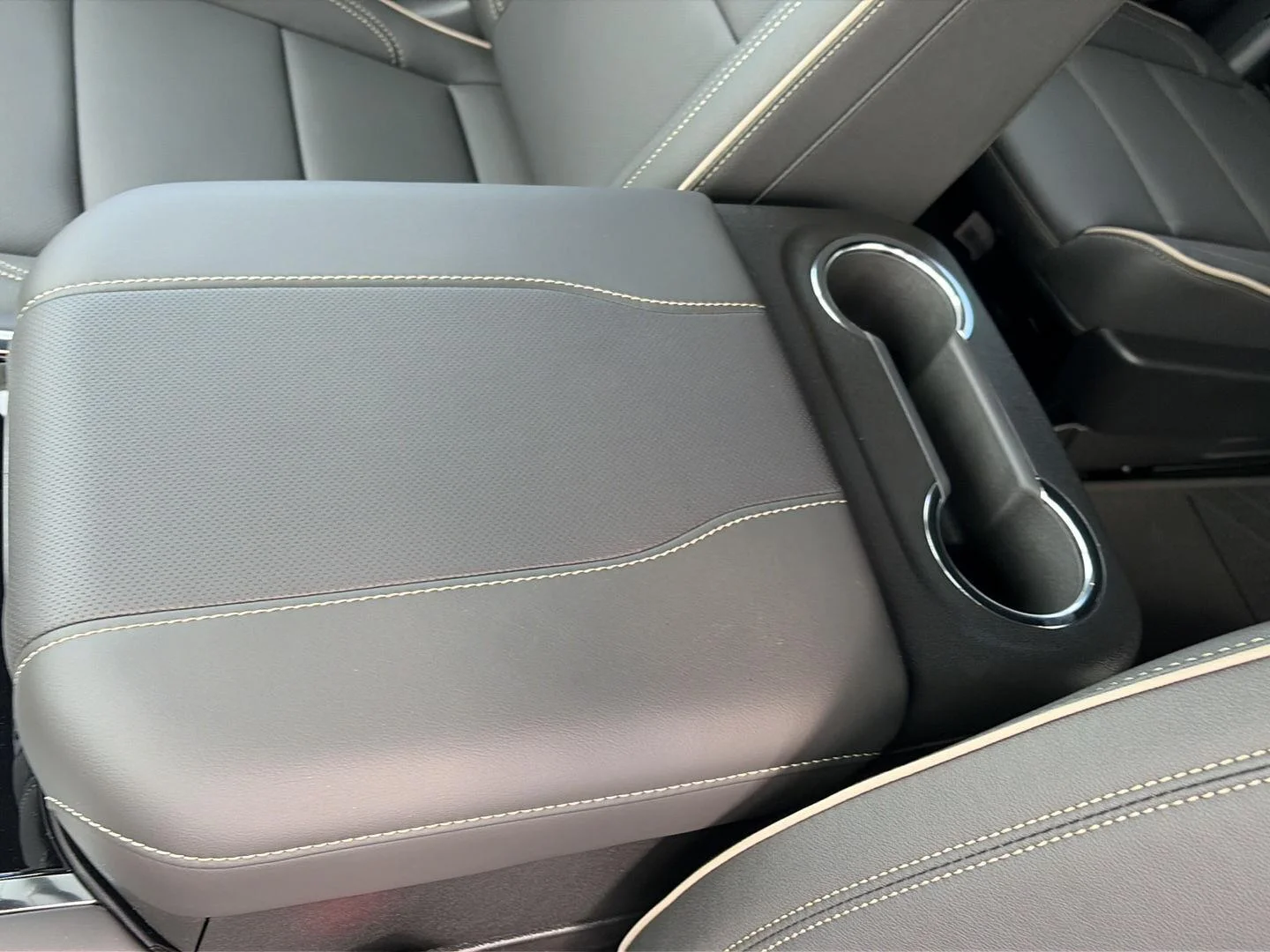 2026 Chevrolet Tahoe Premier - Photo 25