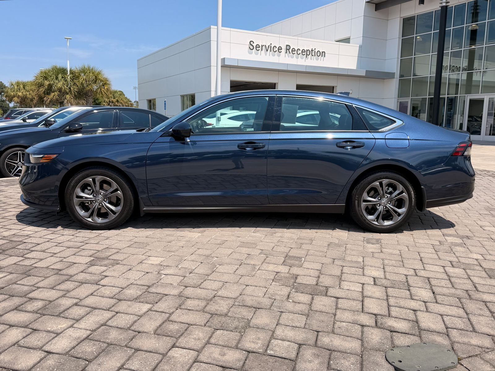 Used 2023 Canyon River Blue Metallic Honda EX image 11