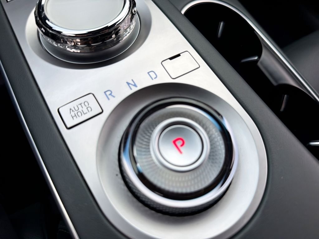 2023 GENESIS GV70 Standard - Photo 22