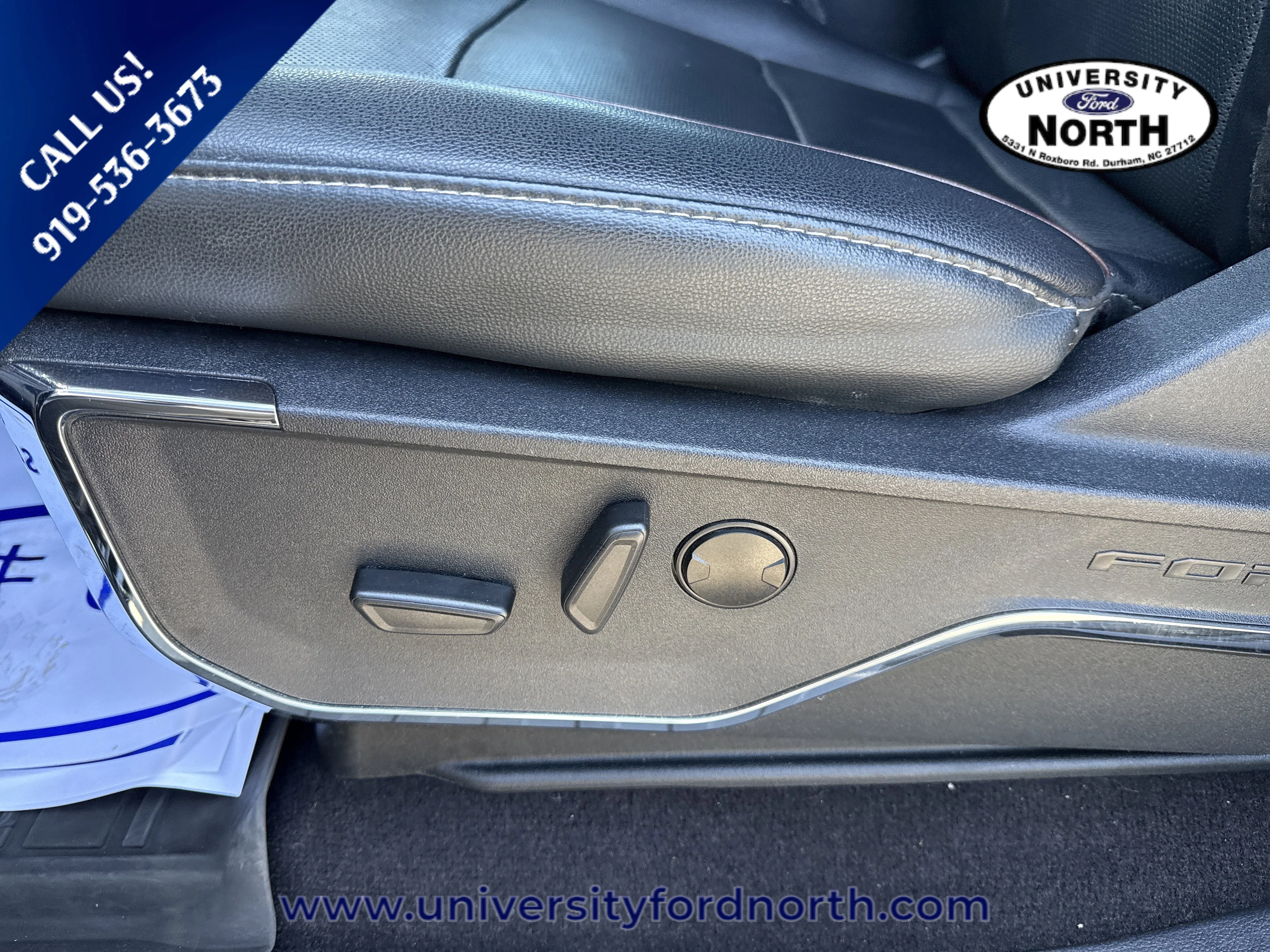Used 2022 Agate Black Metallic Ford LARIAT image 23