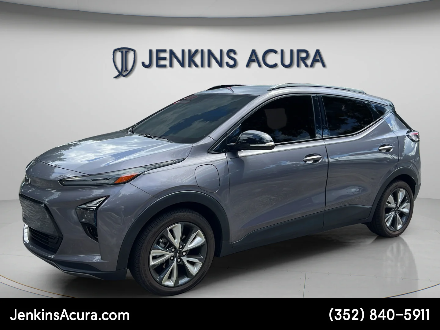 Used 2022 Gray Ghost Metallic Chevrolet LT image 7