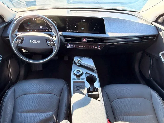 Certified Used 2023 Gray Kia Wind image 12