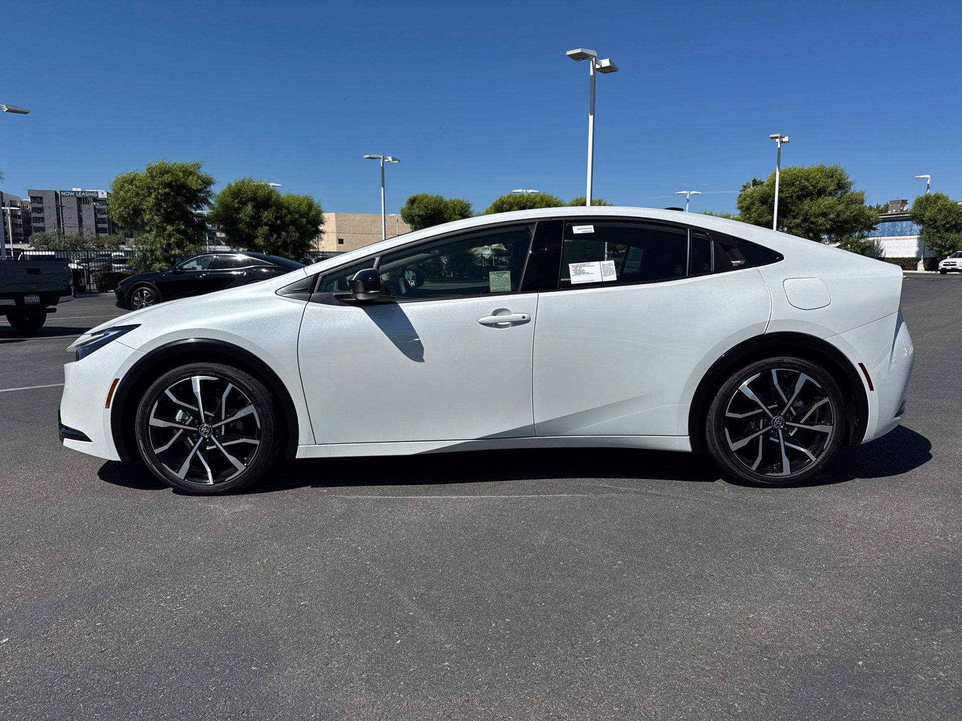 New 2026 Wind Chill Pearl <sup>1</sup> Toyota  XSE image 7