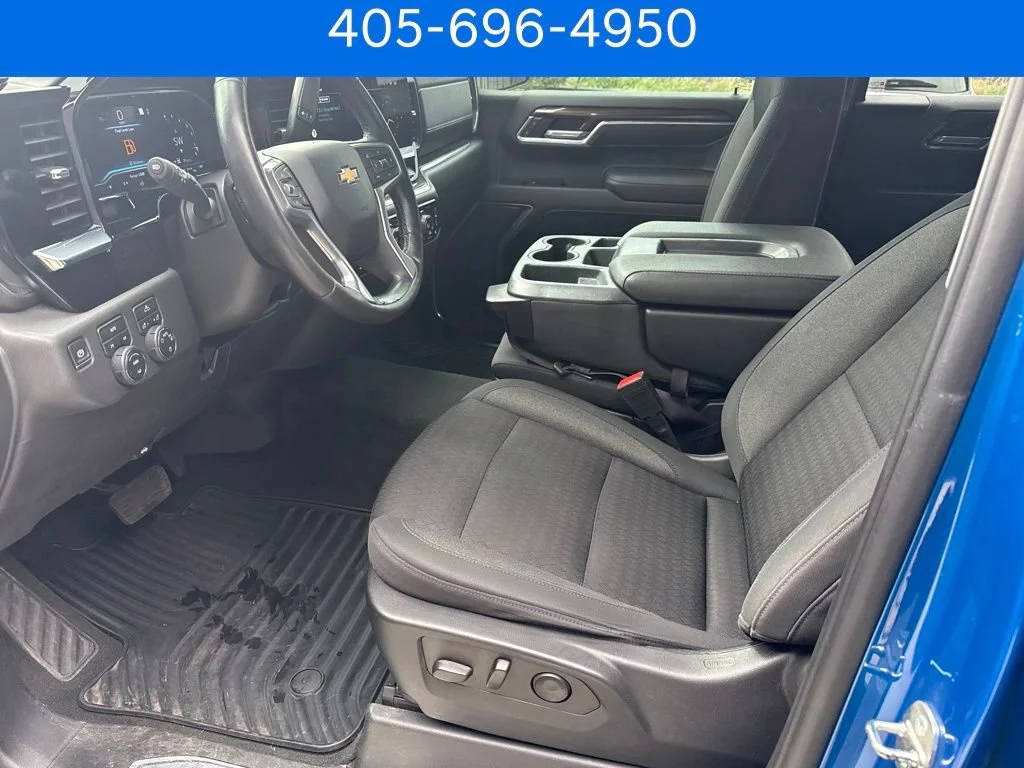Pre-Owned 2022 Chevrolet Silverado 1500 LT
