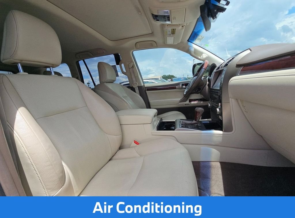 Used 2015 White Lexus 460 image 15