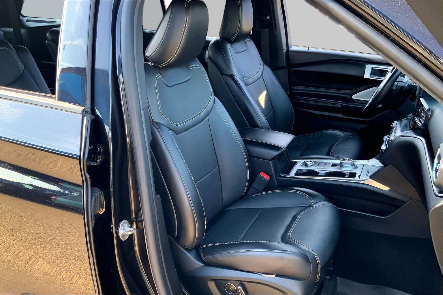 Used 2020 Agate Black Metallic Ford ST image 9