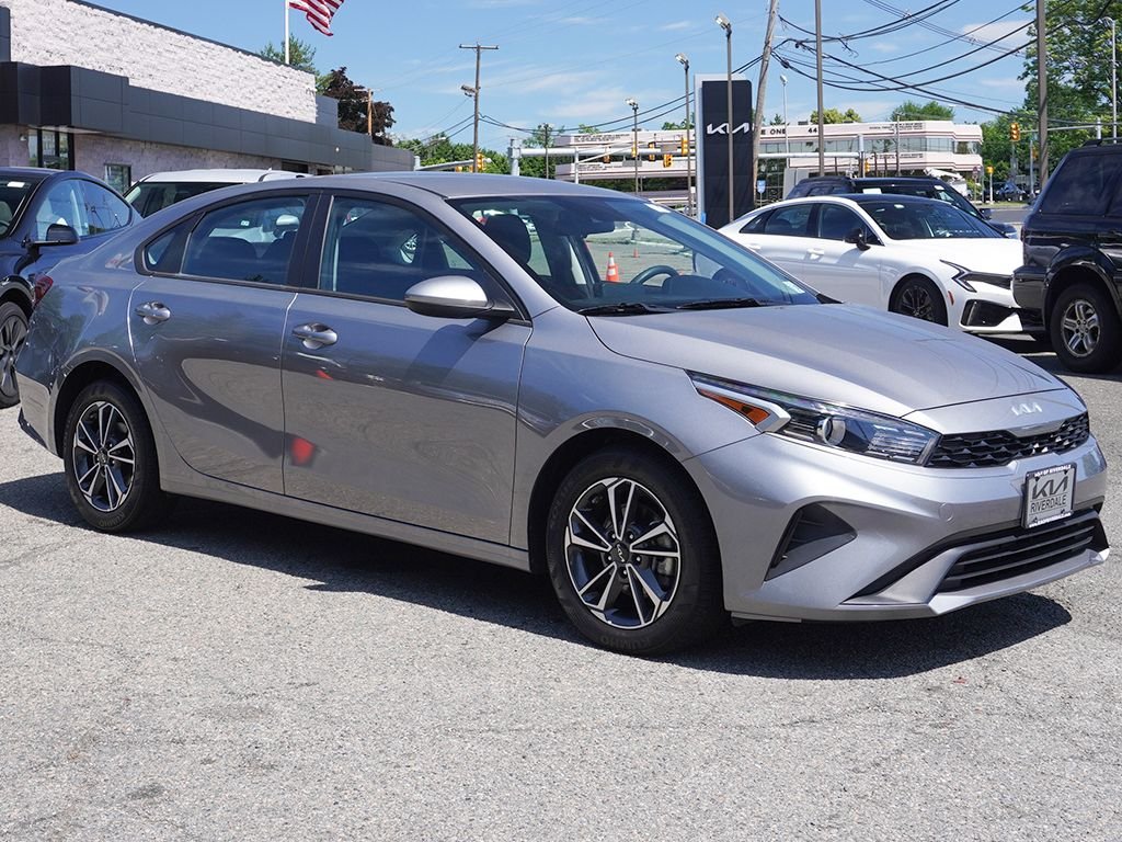 Used 2023 Kia Forte LXS with VIN 3KPF24AD8PE682608 for sale in Riverdale, NJ