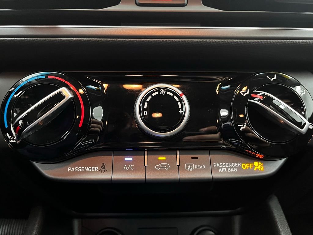 2023 Hyundai Kona SEL - Photo 27