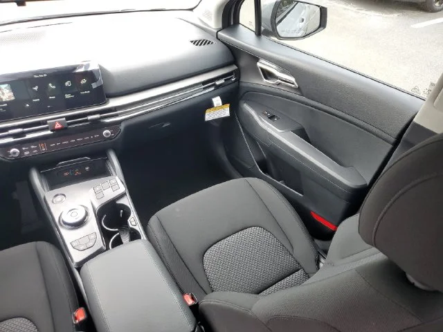 New 2027 Gray Kia S image 9
