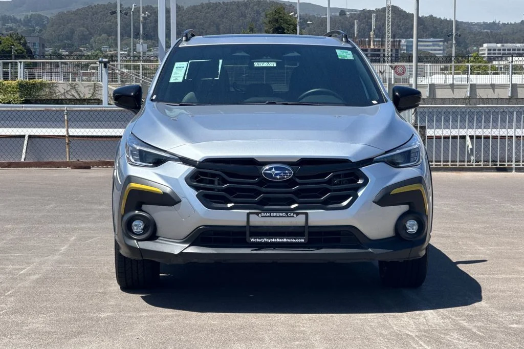Used 2025 Silver Subaru Sport image 9