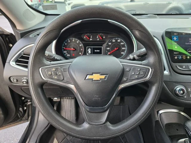 Used 2021 Black Chevrolet LT image 31