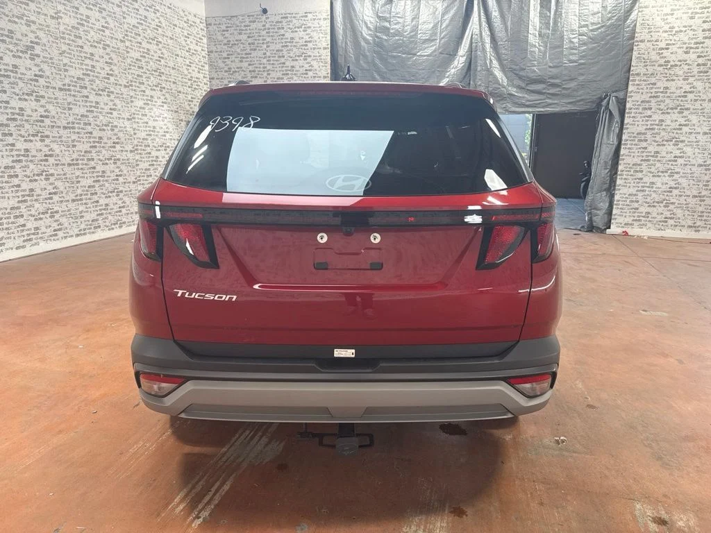 Used 2026 Ultimate Red Hyundai SEL image 6