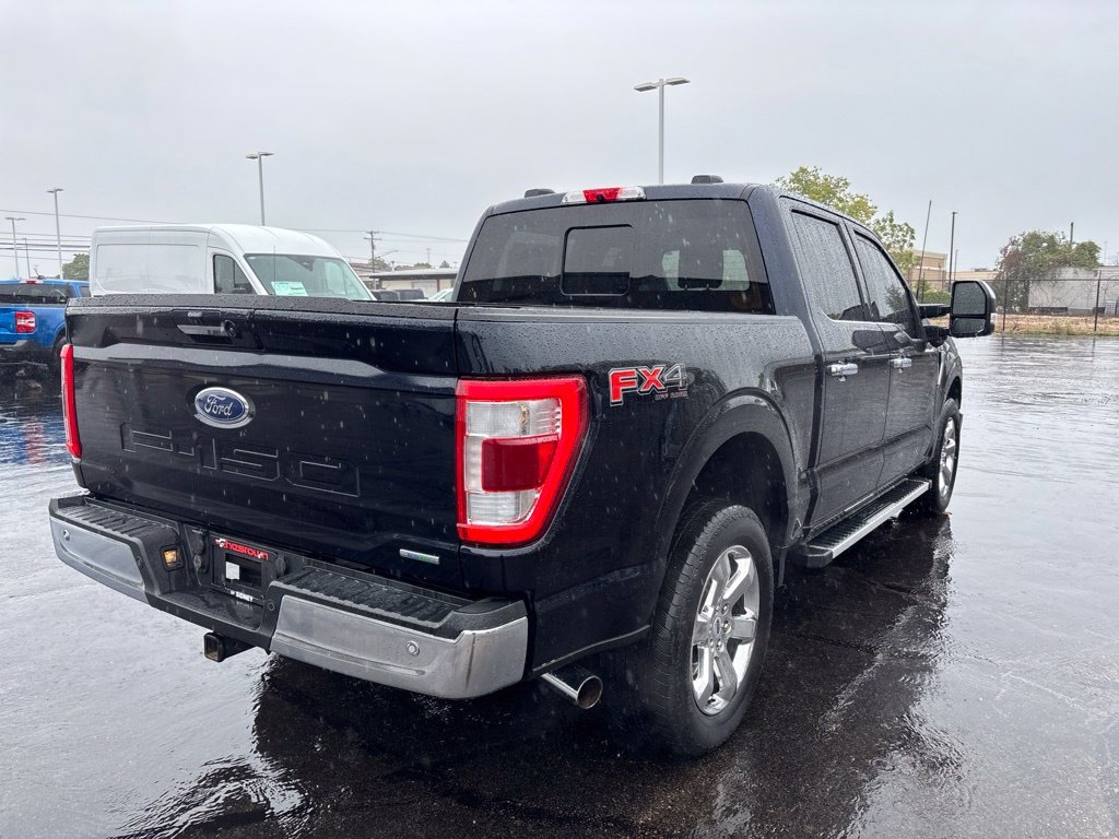 Used 2022 Antimatter Blue Metallic Ford Lariat image 5