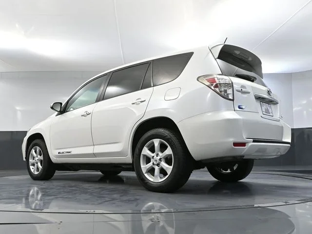 2012 Toyota RAV4 EV - Photo 45