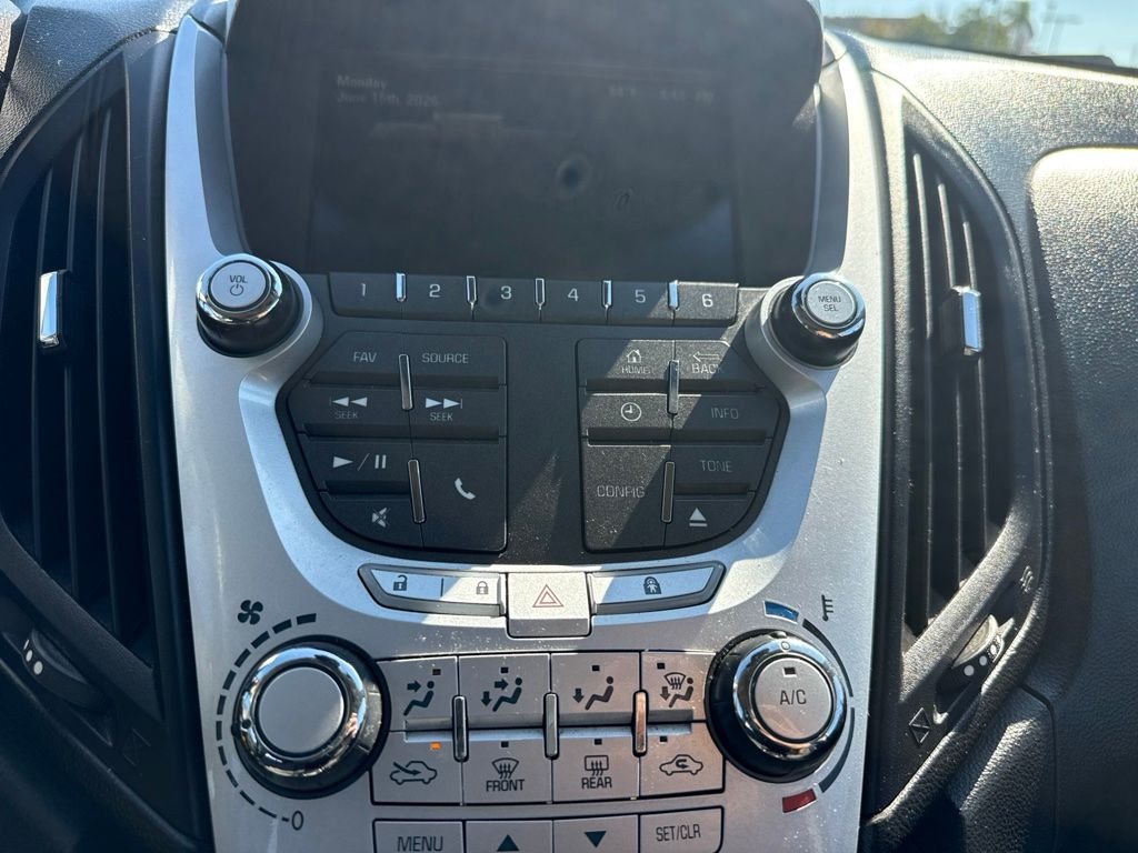 Used 2015 White Chevrolet LT image 13