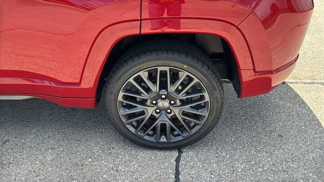 Certified Used 2022 Red Jeep Limited image 8