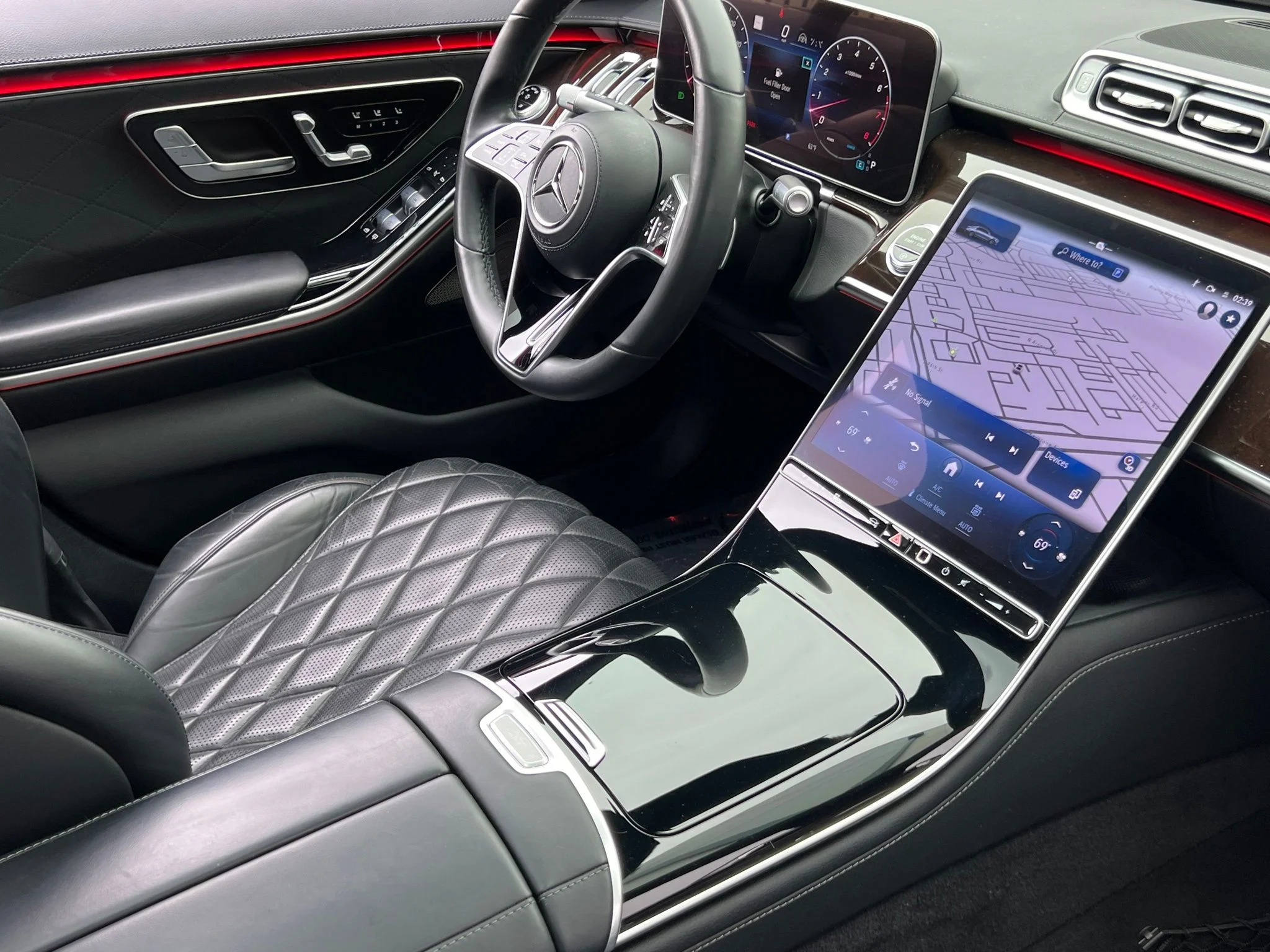 Used 2023 Silver Mercedes-Benz S 500 image 36